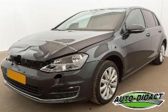 škoda osobní automobily Volkswagen Golf 1.2 TSI Clima Connected Series 2016/3
