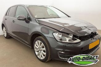 Volkswagen Golf 1.2 TSI Clima Connected Series picture 2