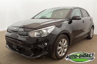 Unfallwagen Kia Rio 1.0 Navi Camera Airco Leder Stoelverwarming 2021/10