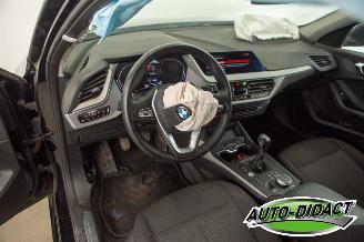 BMW 1-serie 116d 78.845 km Clima Navi Digi Dash picture 23