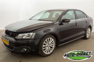 Unfallwagen Volkswagen Jetta 1.4 GTE  PHEV 110 kW Automaat Clima Navi Highline 2013/4
