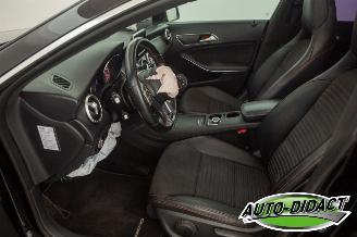 Mercedes Cla-klasse 200 Edition 1 Open dak picture 26