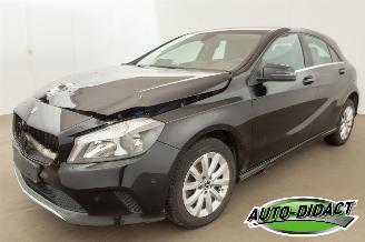 Avarii autoturisme Mercedes A-klasse A180 Automaat Navi Clima 2017/6