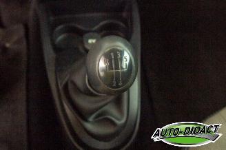 Renault Twingo 1.2-16V Airco Authentique picture 10