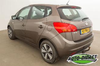 Kia Venga 1.4 CVVT Navi Airco Plus Pack picture 3