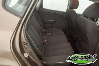 Kia Venga 1.4 CVVT Navi Airco Plus Pack picture 22
