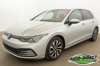 Damaged car Volkswagen Golf 1.0 Navi Camera 122.175 km Active 2023/3