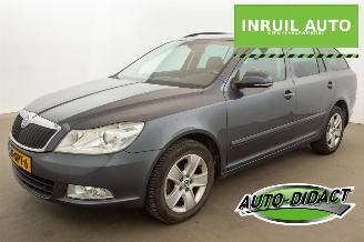 Auto incidentate Skoda Octavia 1.2 TSI Automaat Navi Clima Ambition Business Line 2011/11