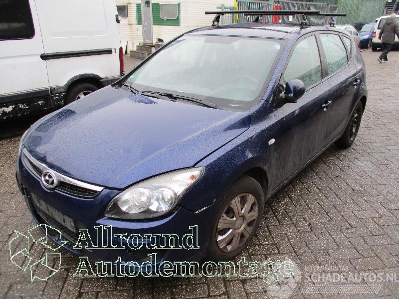 Hyundai I-30 i30 (FD) Hatchback 1.4 CVVT 16V (G4FA) [80kW]  (10-2007/11-2011)