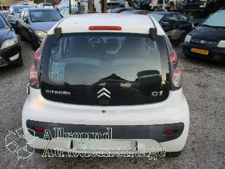 Citroën C1 C1 Hatchback 1.0 12V (1KR-FE(CFB)) [50kW]  (06-2005/09-2014) picture 6