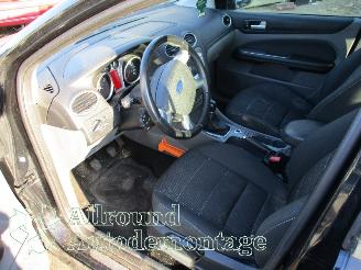 Ford Focus Focus 2 Wagon Combi 1.8 16V (QQDB) [92kW]  (03-2006/09-2012) picture 9