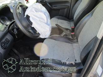 Volkswagen Caddy Caddy III (2KA,2KH,2CA,2CH) Van 1.6 TDI 16V (CAYE) [55kW]  (08-2010/05=
-2015) picture 9