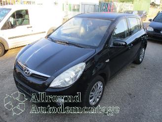 demontáž osobní automobily Hyundai I-20 i20 Hatchback 1.2i 16V (G4LA) [57kW]  (09-2008/12-2012) 2010