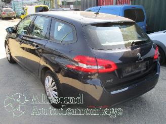 Peugeot 308 308 SW (L4/L9/LC/LJ/LR) Combi 5-drs 1.2 12V e-THP PureTech 110 (EB2DT(=
HNZ)) [81kW]  (03-2014/12-2021) picture 4