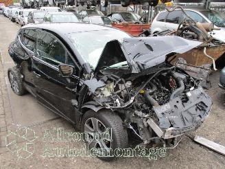 Renault Clio Clio IV (5R) Hatchback 5-drs 0.9 Energy TCE 90 12V (H4B-400(H4B-A4)) [=
66kW]  (11-2012/08-2021) picture 2