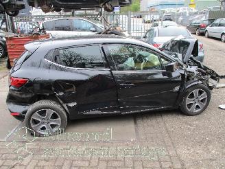 Renault Clio Clio IV (5R) Hatchback 5-drs 0.9 Energy TCE 90 12V (H4B-400(H4B-A4)) [=
66kW]  (11-2012/08-2021) picture 5