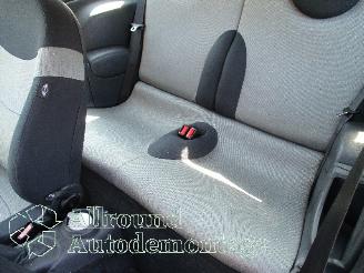 Mini Mini Mini Cooper S (R53) Hatchback 1.6 16V (W11-B16A) [120kW]  (03-2002/09-=
2006) picture 11