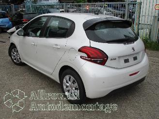 Peugeot 208 208 I (CA/CC/CK/CL) Hatchback 1.2 Vti 12V PureTech 82 (EB2F(HMZ)) [60k=
W]  (03-2012/12-2019) picture 4