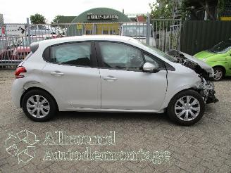 Peugeot 208 208 I (CA/CC/CK/CL) Hatchback 1.2 Vti 12V PureTech 82 (EB2F(HMZ)) [60k=
W]  (03-2012/12-2019) picture 5