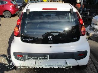 Peugeot 107 107 Hatchback 1.0 12V (384F(1KR)) [50kW]  (06-2005/05-2014) picture 6