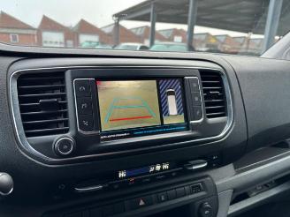 Peugeot Expert Premium Plus TwinCab Autom / 6Sitzer / L3 picture 18