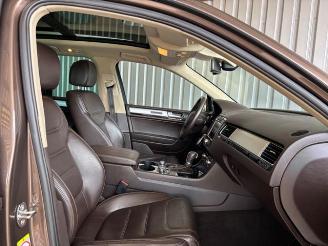 Volkswagen Touareg V6 3.0 TDI Panorama / Leder / Stand-Hz picture 12