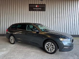 Skoda Octavia 2.0 TDI DSG Combi Style Head-Up picture 8