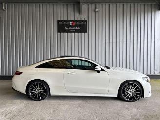 Mercedes E-klasse 200 Coup AMG-Lin Panorama / Widscrn picture 6