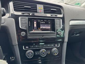 Volkswagen Golf VII 1.6 TDI Lim. Allstar BMT picture 15