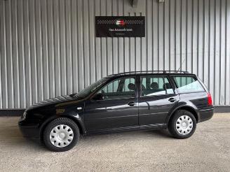 ojeté vozy osobní automobily Volkswagen Golf IV Variant 1.6 Highline TUV 10-2027 2002/6