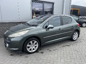 Peugeot 207 1.6 VTi XS Pack picture 4