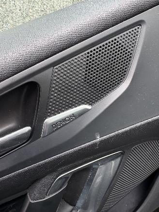 Peugeot 308 1.2 PureTech Allure picture 12