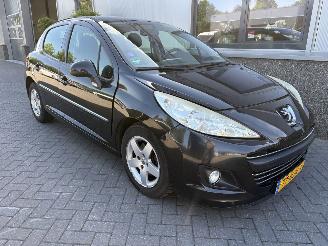 skadebil auto Peugeot 207 1.4 VTI Style 2010/9