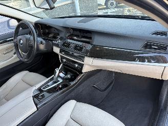 BMW 5-serie 520i Luxury Edition picture 10