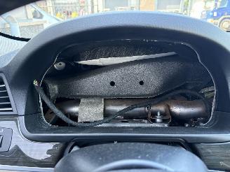 BMW 5-serie 520i Luxury Edition picture 20