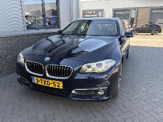 BMW 5-serie 520i Luxury Edition picture 23