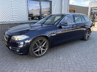 BMW 5-serie 520i Luxury Edition picture 27