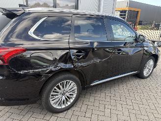 Mitsubishi Outlander 2.4 PHEV S-Edition picture 34