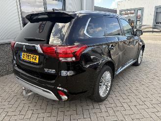Mitsubishi Outlander 2.4 PHEV S-Edition picture 5