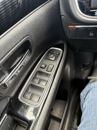 Mitsubishi Outlander 2.4 PHEV S-Edition picture 27