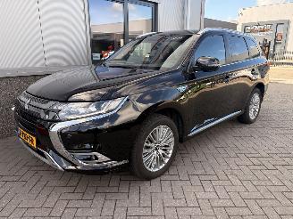 Mitsubishi Outlander 2.4 PHEV S-Edition picture 13