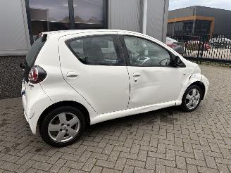 Toyota Aygo 1.0 12V Xcite White picture 20