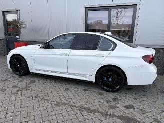 BMW 3-serie 318i M-Sport picture 12