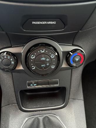 Ford Fiesta 1.0 5drs Style picture 20