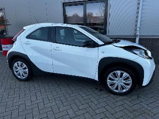Toyota Aygo AYGO X  1.0 VVT-i MT Play picture 3