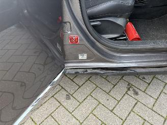 Peugeot 2008 1.2 PureTech Crossway picture 5