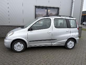 Toyota Yaris-verso 1.3 16V VVT-i Luna Automaat picture 17