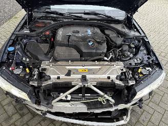 BMW 3-serie 330e High Executive picture 32