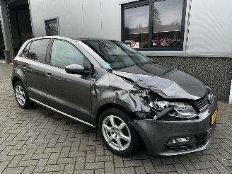 skadebil auto Volkswagen Polo 1.2 TSI 66kw Highline 2015/6
