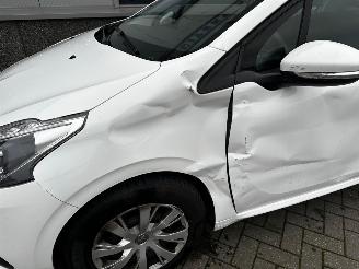 Peugeot 208 1.6 BlueHDi Blue Lease picture 39